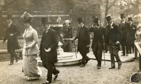 5-Flower-Show-July-1911-with-the-King-Queen-Mary