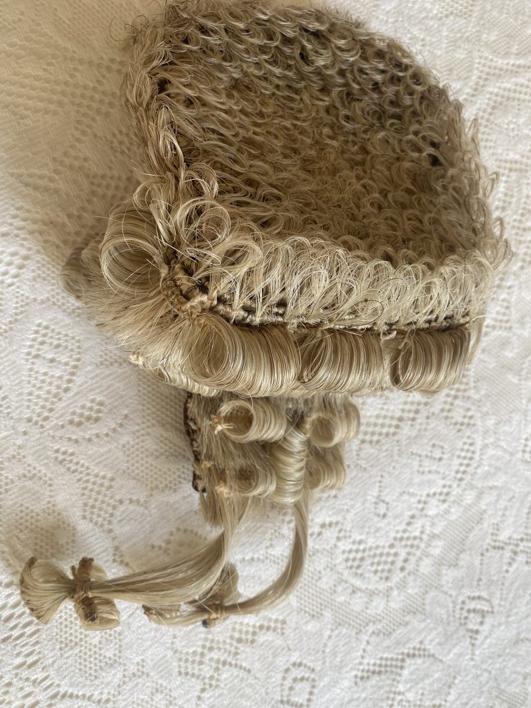 barristers wig